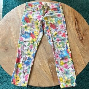 Aeropostale Skinny Jeans Floral Design